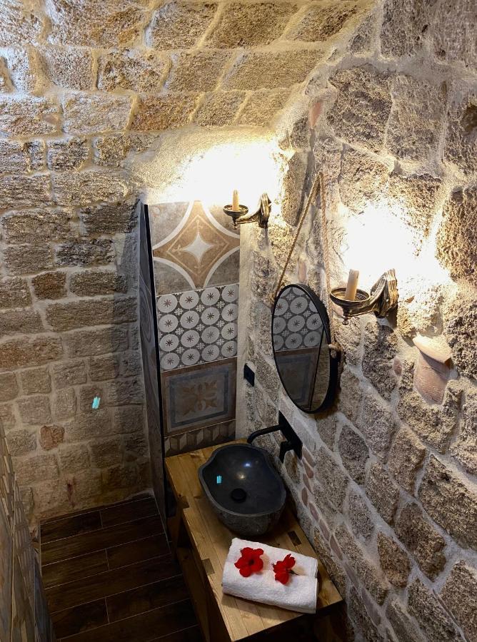 Stone Cave Suite Rhodes City ภายนอก รูปภาพ